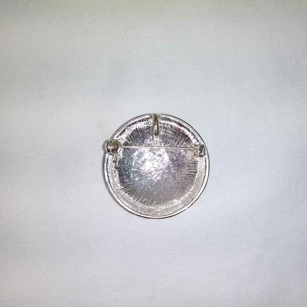Brooch - Picture 2 of 4
